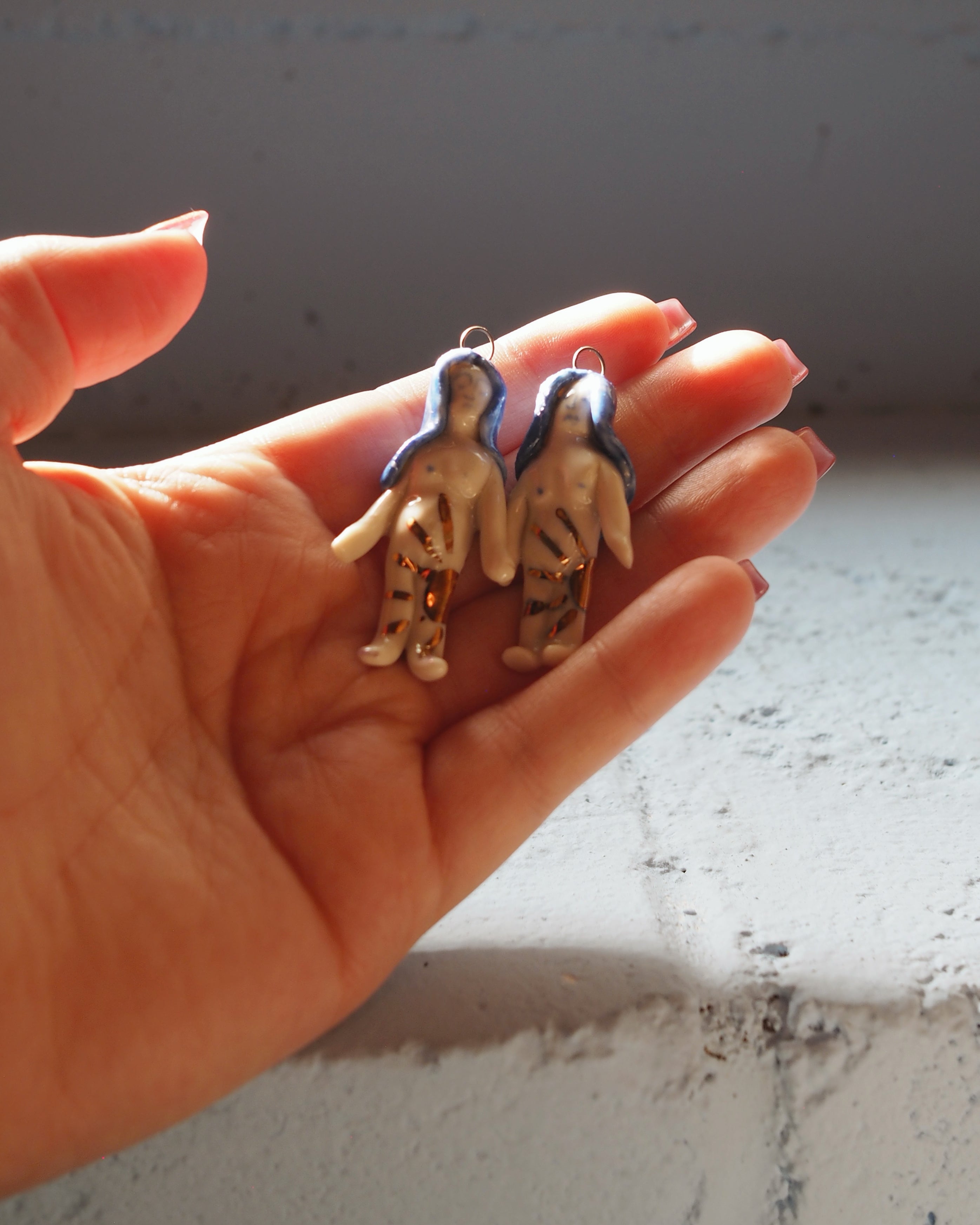 Flores Insecta Handmade Mini Ceramic Figurine Charm