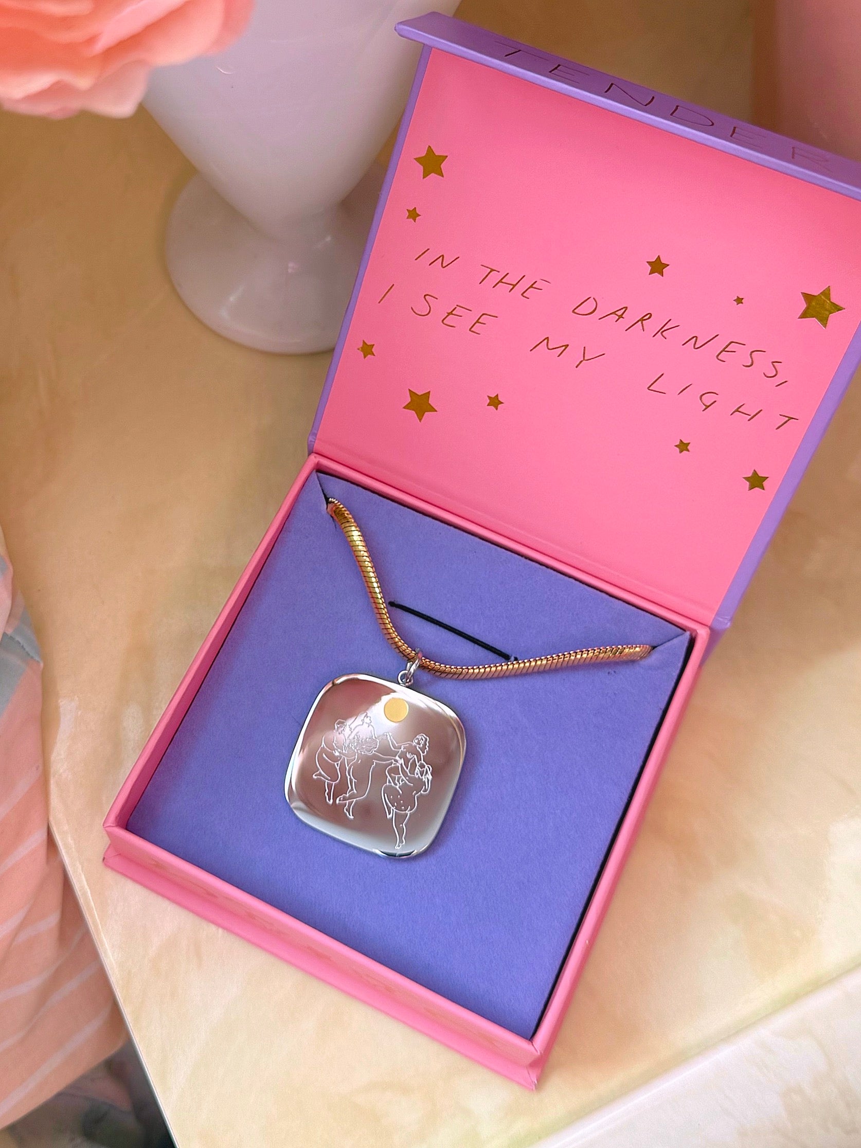 Silver Moondance Pendant Necklace – Reesabobeesa